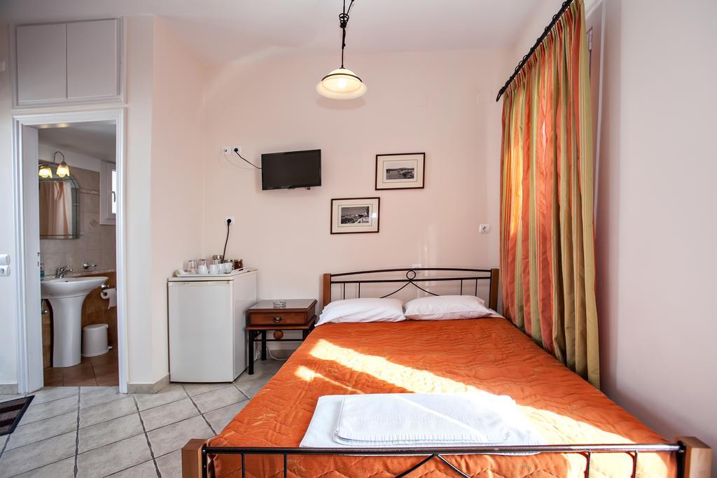 Hotel Arxontiko Wyspa Wyspa Tinos Zewnętrze zdjęcie