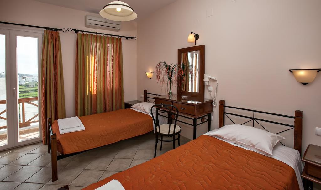 Hotel Arxontiko Wyspa Wyspa Tinos Zewnętrze zdjęcie